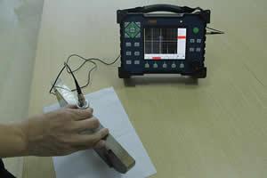 Detector de fallas por ultrasonidos portátil